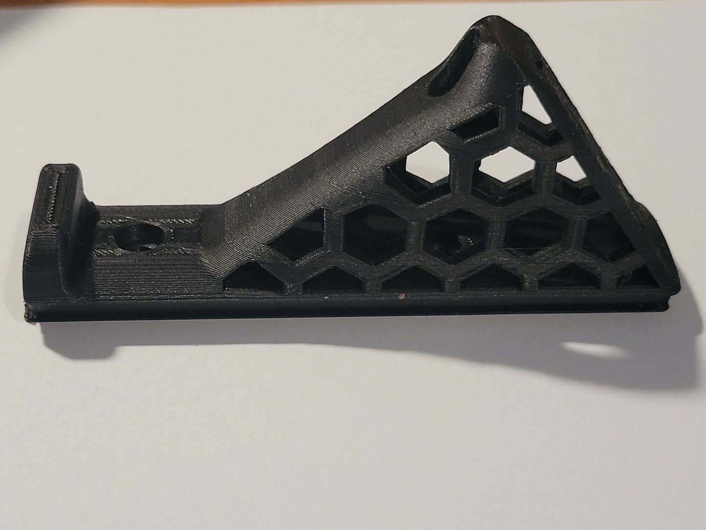 Honeycomb force grip